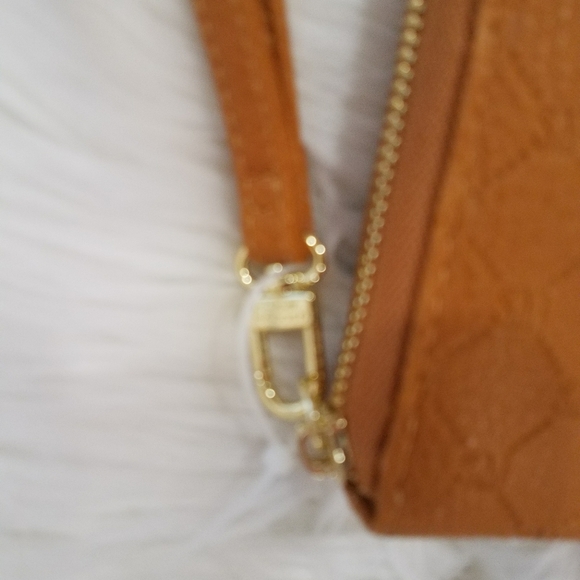 Nwot steve madden zipper wristlet wal… - Picture 6 of 11